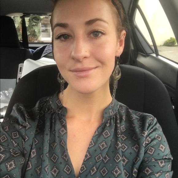 Meet your Posher, Shea - Picture 4 of 6